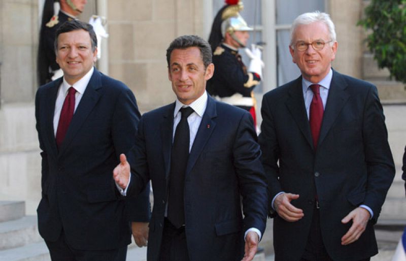 Sarkozy asume la presidencia de turno de la Unión Europea | Ver