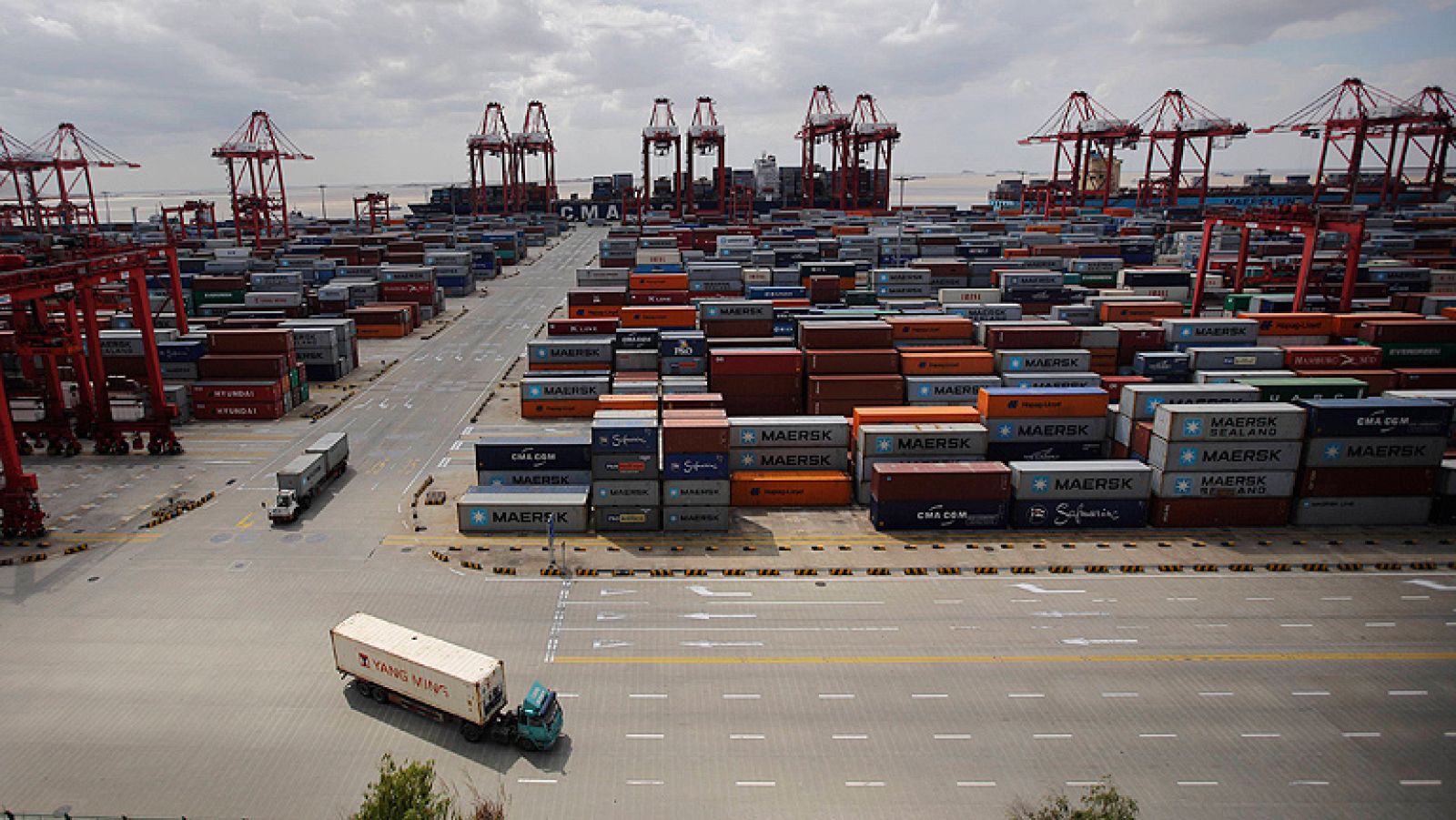 China abre la nueva zona de libre comercio en Shanghái