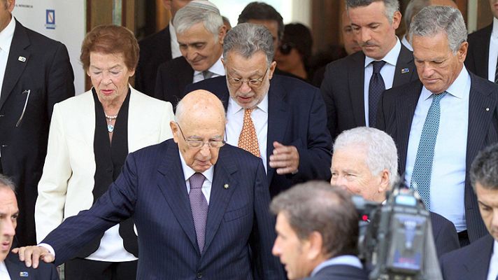 Telediario 1 - Crisis política en Italia