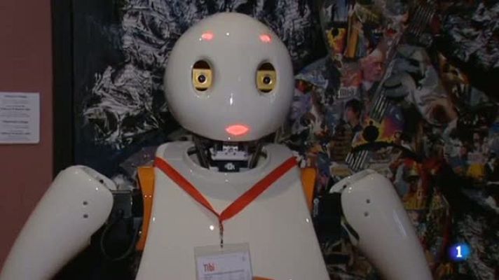 L'Informatiu - Els pioners dels robots de servei domèstic
