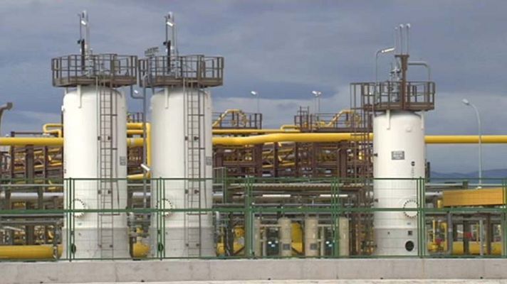 Telediario 1 - Mas de 300 terremotos en la costa