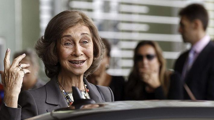 Informativo 24h - La reina asegura que el rey podría recibir el alta este martes