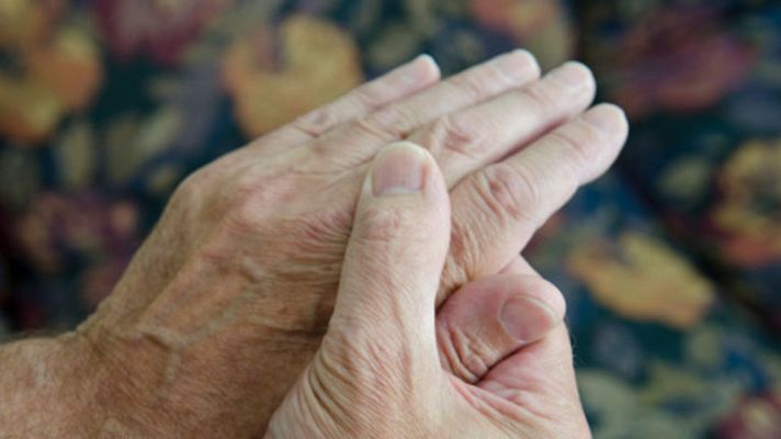 La mañana - Manos y muñecas