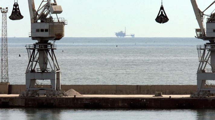 Telediario 1 - Varios técnicos viajan a Castellón para examinar el almacén de gas y los seísmos en la zona