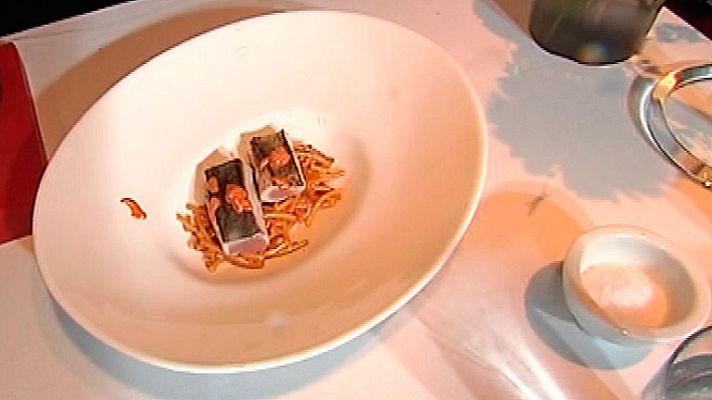 RTVE Cocina - Fideuá de llampuga y almendra