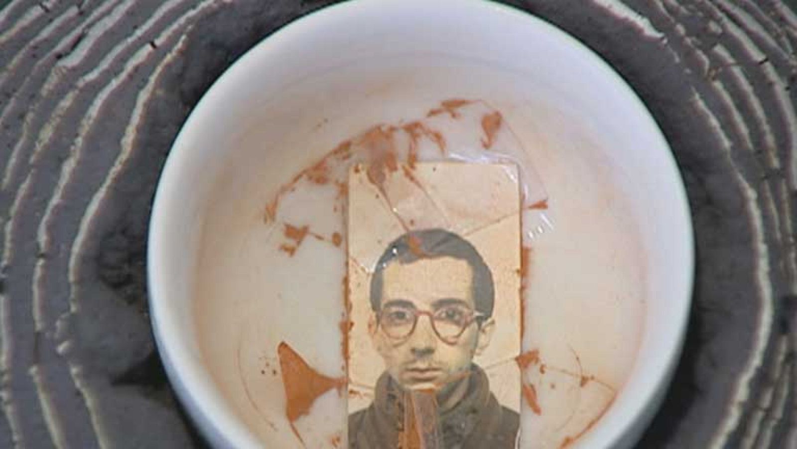 El Museo Reina Sofía reúne un centenar de fotografías de Chris Killip