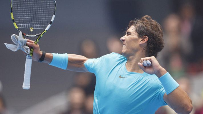 Telediario 1 - Nadal sufre para doblegar a Fognini en Pekín