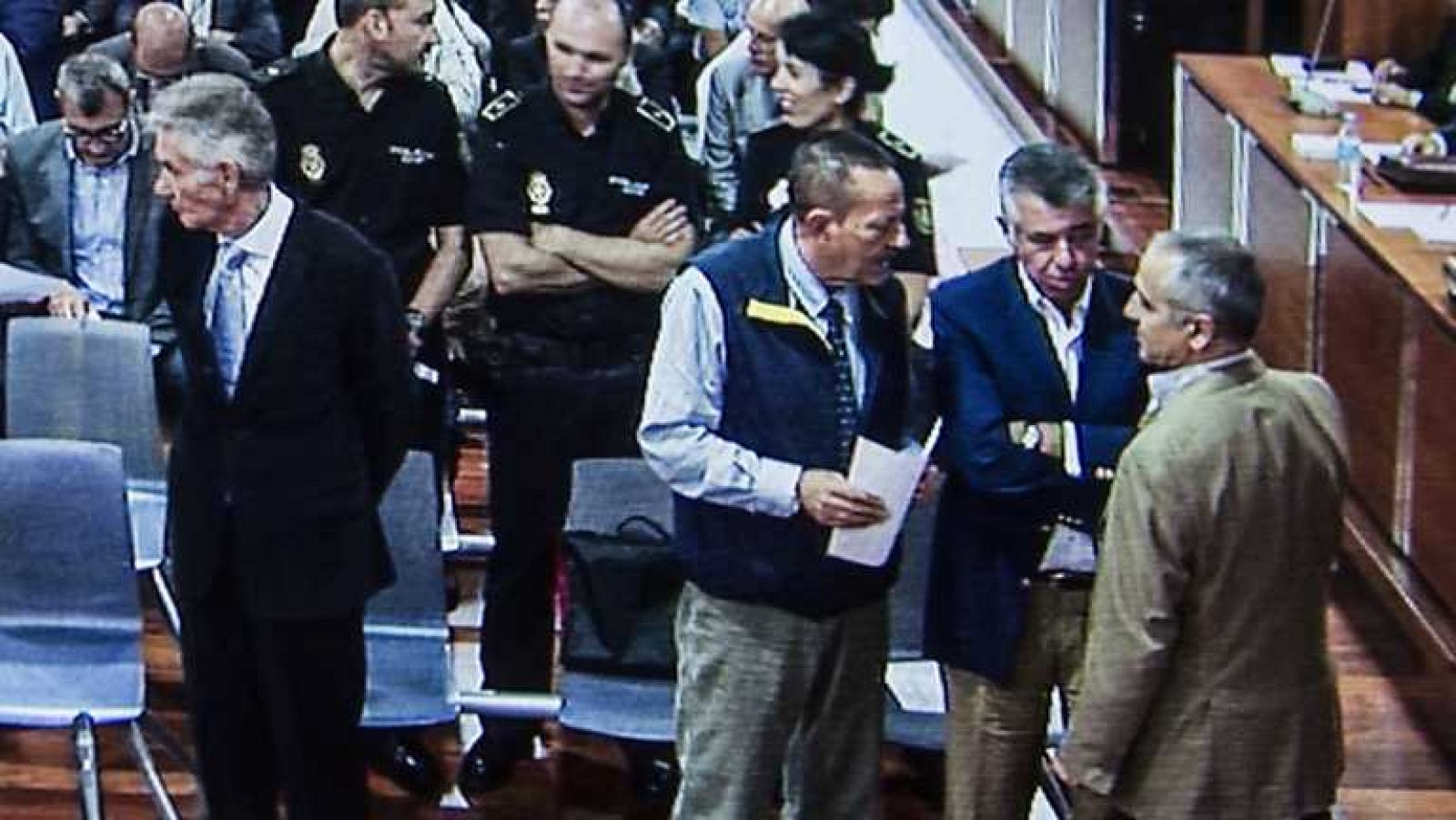 Telediario - 21 horas - 04/10/13 - Ver ahora