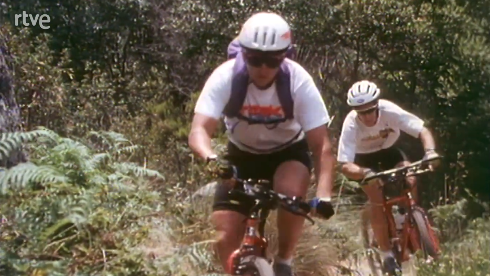 Al filo de lo imposible - Rodando por ti  - Ver ahora