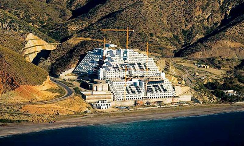 Greenpeace presenta su informe anual sobre el estado de las costas