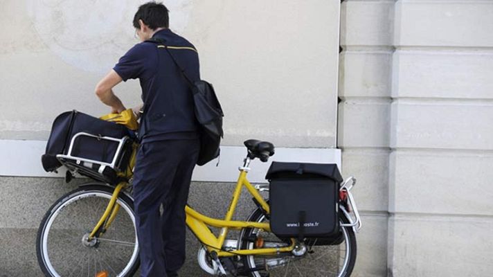 Telediario 1 - Bélgica plantea que los carteros lean también los contadores del gas y la luz