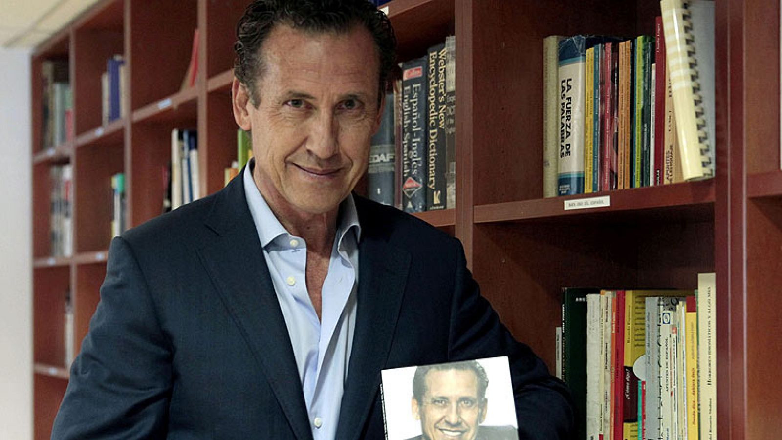 Jorge Valdano tiene nuevo libro y ha aprovechado su presentación para repasar la actualidad del fútbol español. Cree que Messi merece una "corona como Pelé o Maradona" y que Benzema es "un delantero al que le gusta más pasar que rematar".
