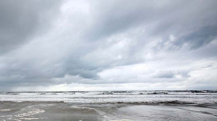 El tiempo - Nuboso en el este y Canarias