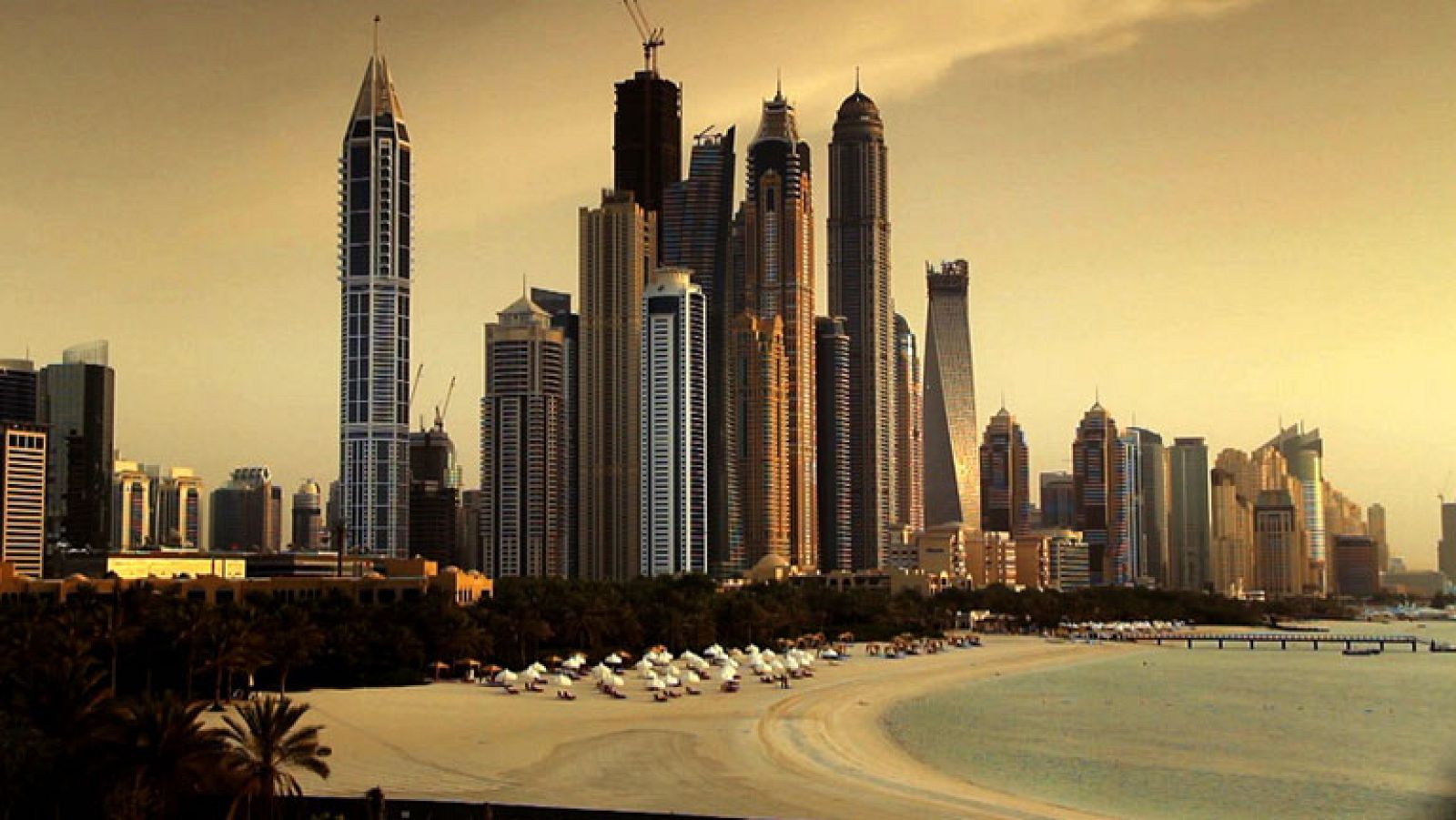 La Noche Temática - La guerra de la arena - Comienzo - La noche temática | Ver