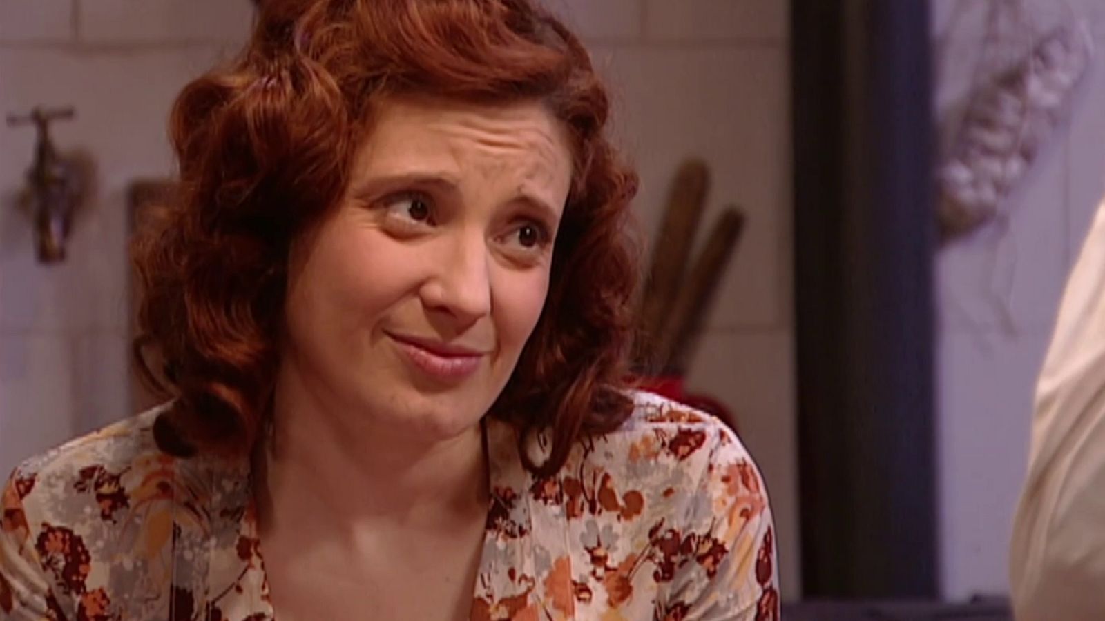 Amar en tiempos revueltos - T3 - Episodio 218 - Ver ahora