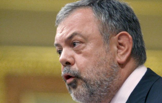  - Azpiazu habla en el Congreso