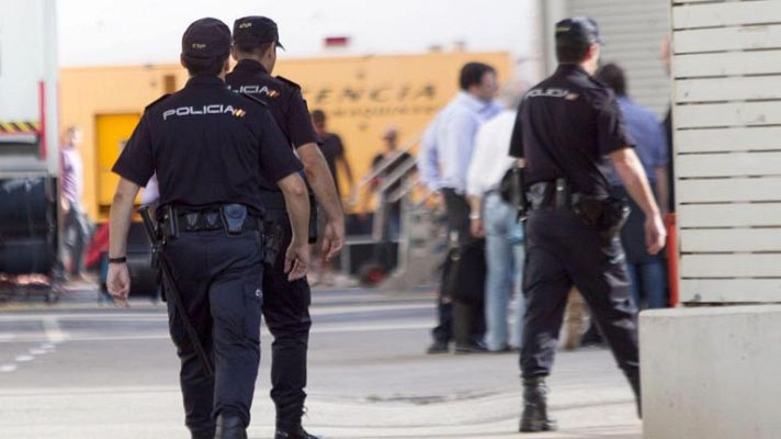 Informativo 24h - Tres heridos en una explosión en Son Moix