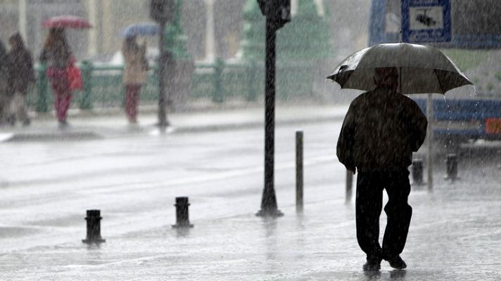 El tiempo - Nubes en el Cantábrico, sureste peninsular y Baleares
