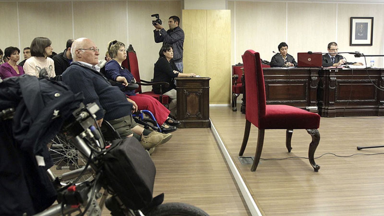 La farmacéutica que vendió la talidomida reconoce que no estaba indicada para embarazadas