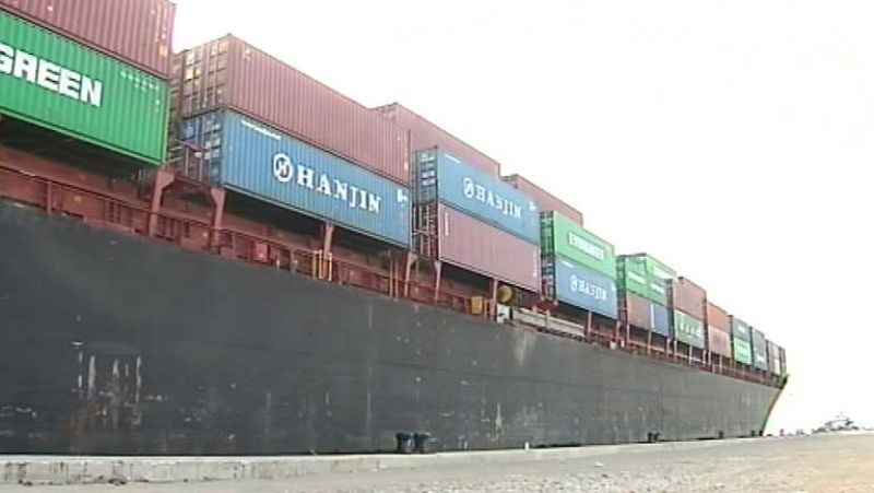 Catorce polizones llegan a Algeciras ocultos en un buque de carga