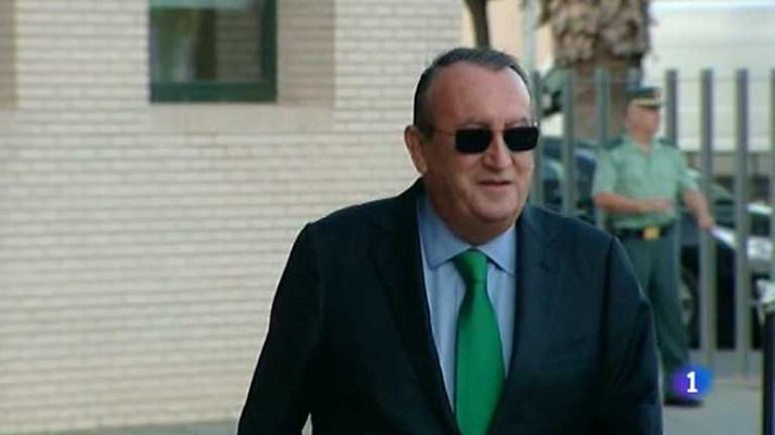 L'informatiu - Comunitat Valenciana - L'Informatiu - Comunitat Valenciana - 15/10/13