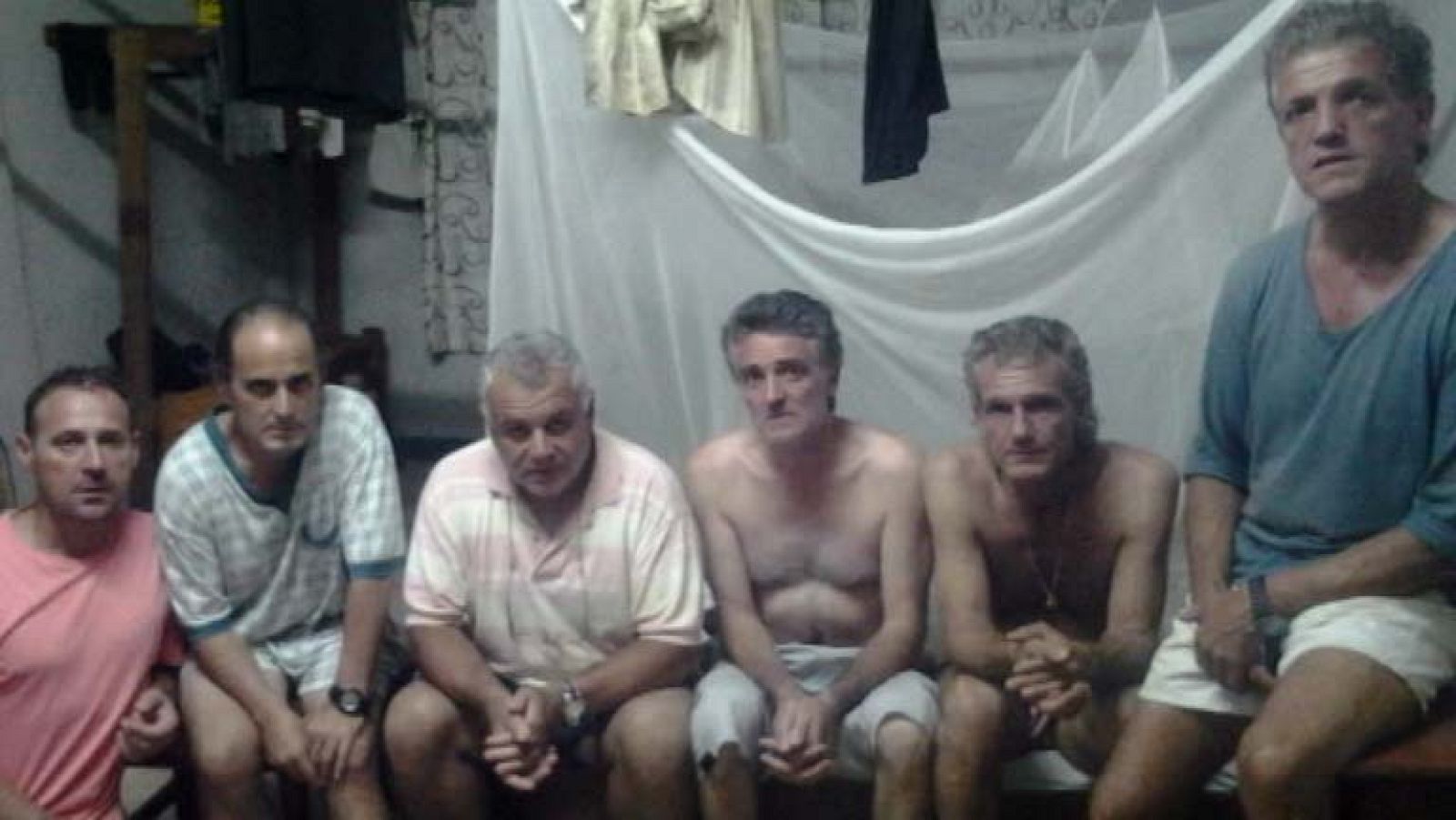 Seis camioneros españoles llevan nueve meses atrapados en Sierra Leona