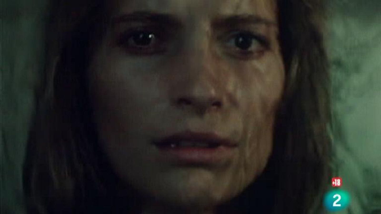 Crónica sentimental en rojo (película) - Ver ahora