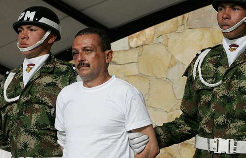 'Exhiben' a los carceleros de Ingrid