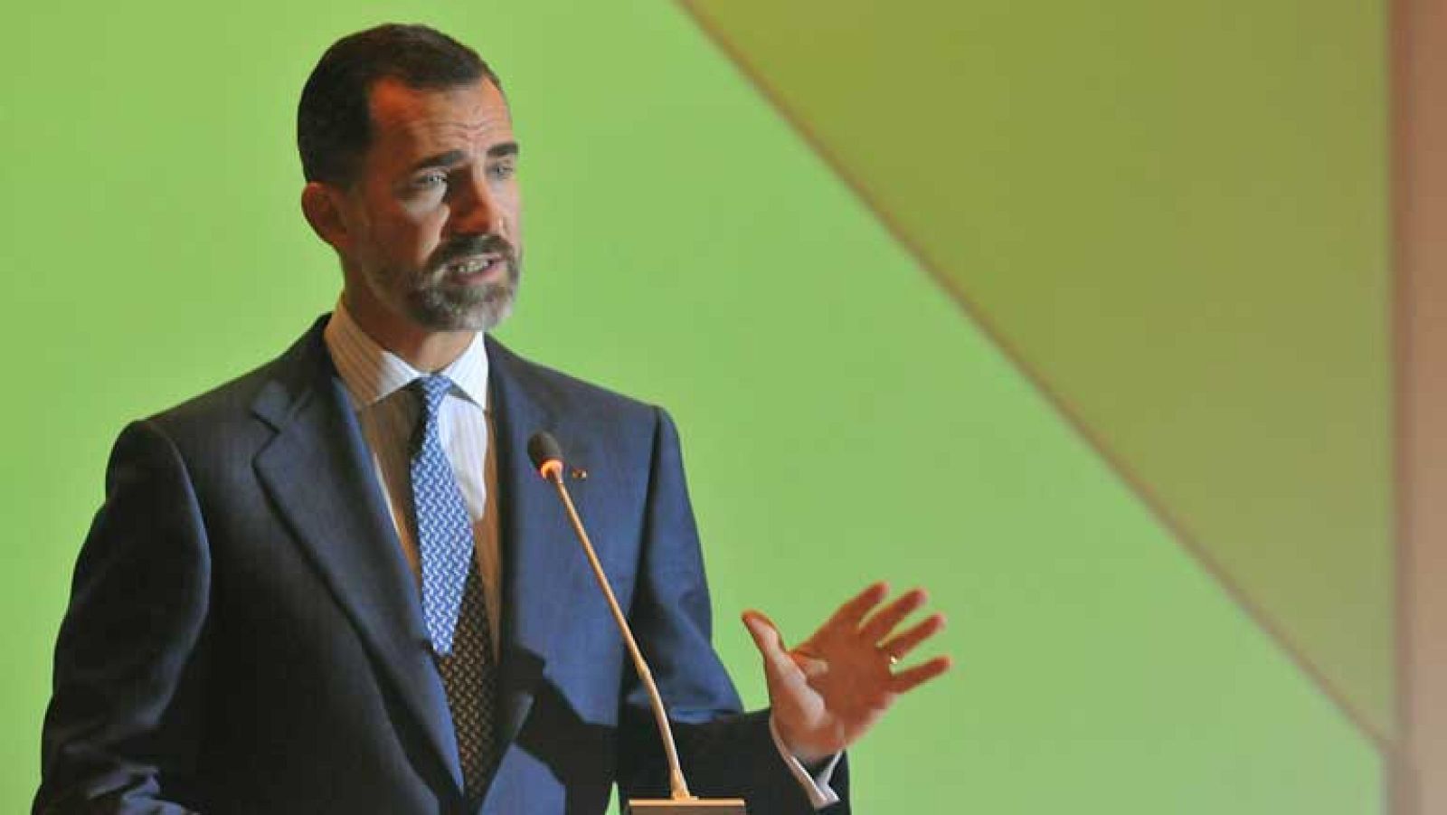 Telediario 2 en cuatro minutos - 17/10/13