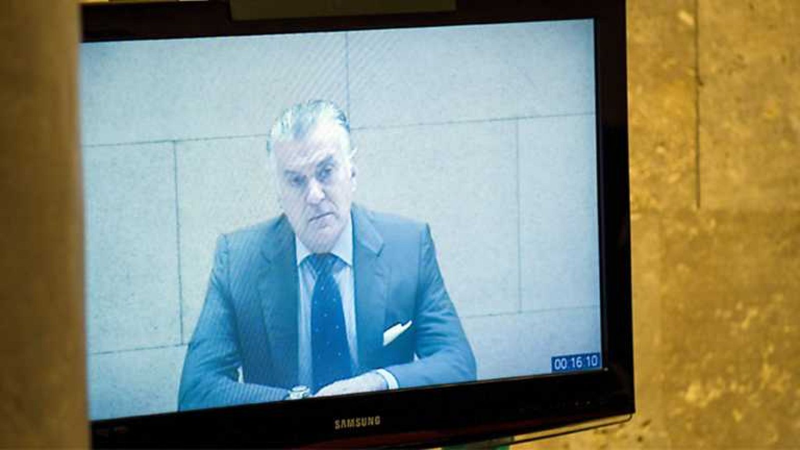 Telediario - 21 horas - 18/10/13 - Ver ahora