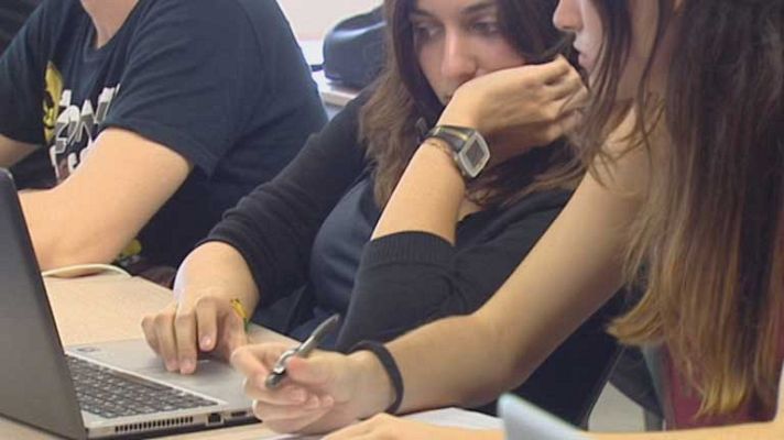 Telediario 1 - Interés por las ciencias