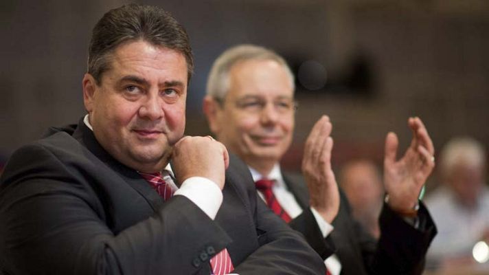 Telediario 1 - El SPD pide un salario mínimo