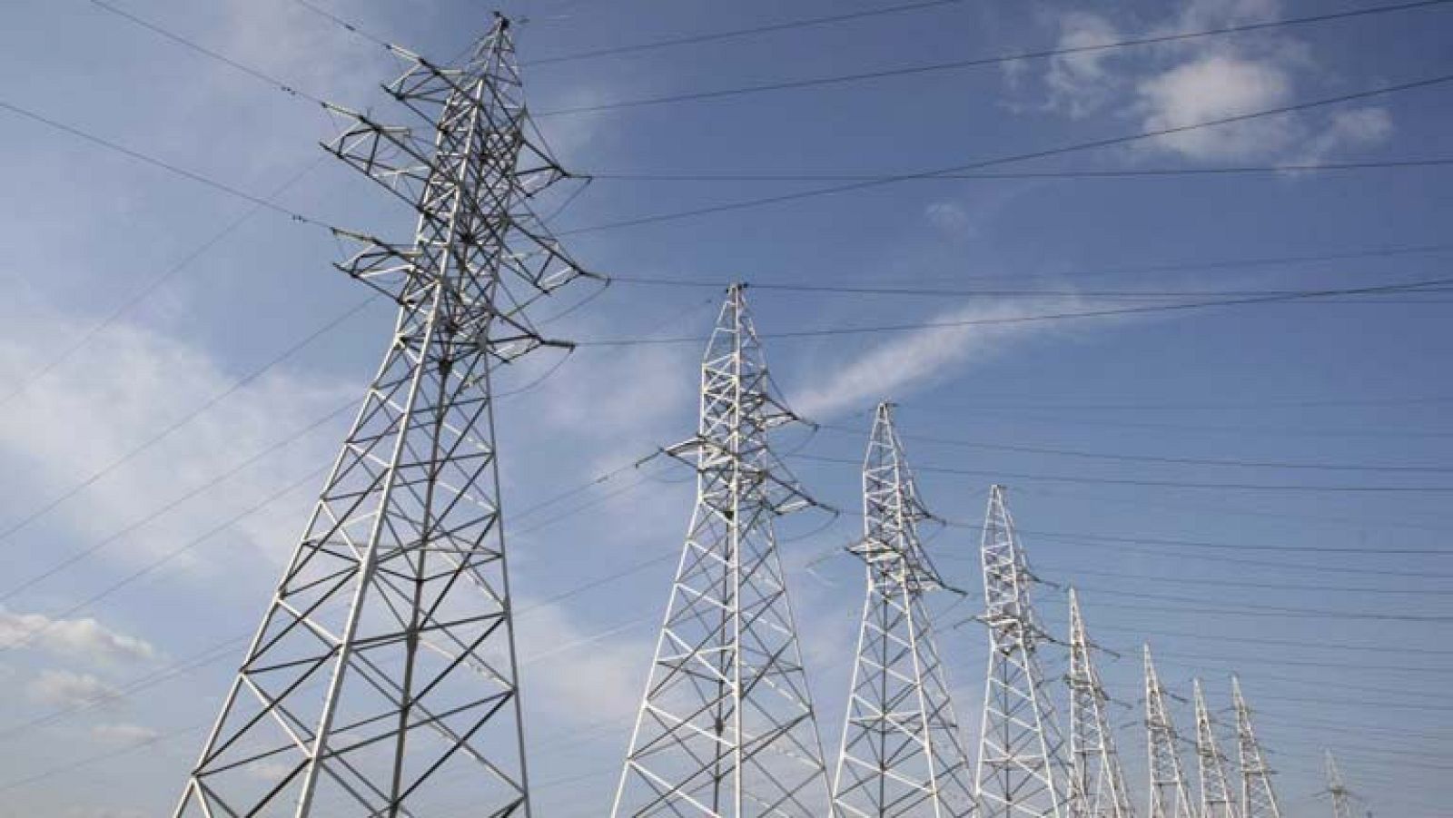 300.000 consumidores ahorrarán en la factura de la luz