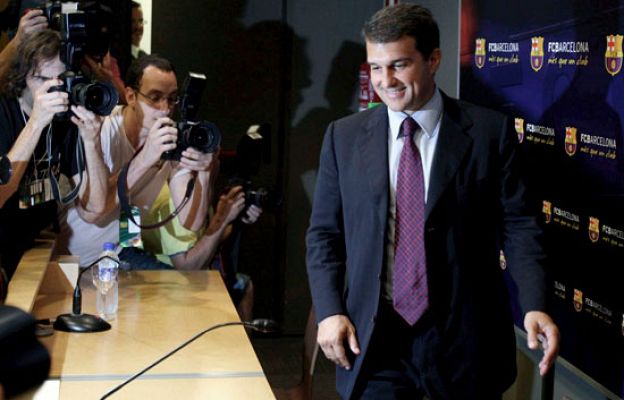  - Laporta gana la moción de censura