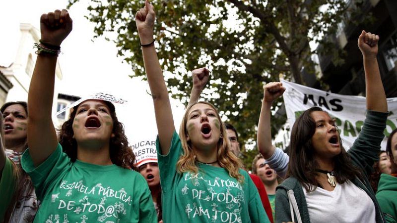 Telediario en cuatro minutos 24/10/2013 | Ver