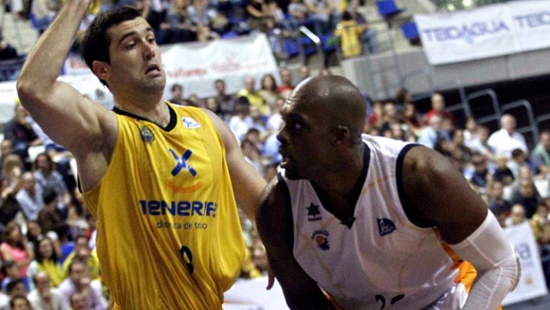 CB Canarias 90-82 Fuenlabrada