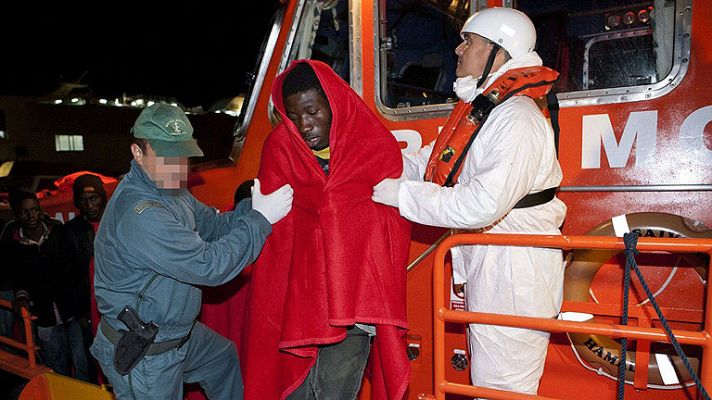 Informativo 24h - 44 inmigrantes llegan a Motril