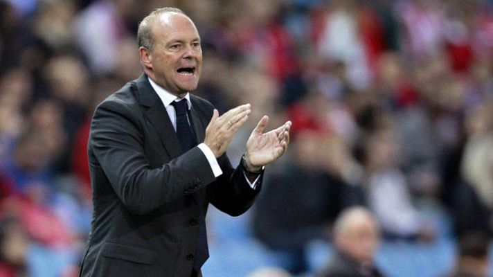Telediario 1 - Pepe Mel: "No me puedo tirar de  este barco, sería de cobarde y mal bético"
