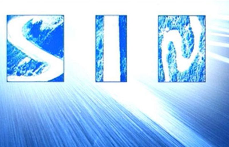 Nueva campaña de la DGT: Si conduces 'bebe SIN'