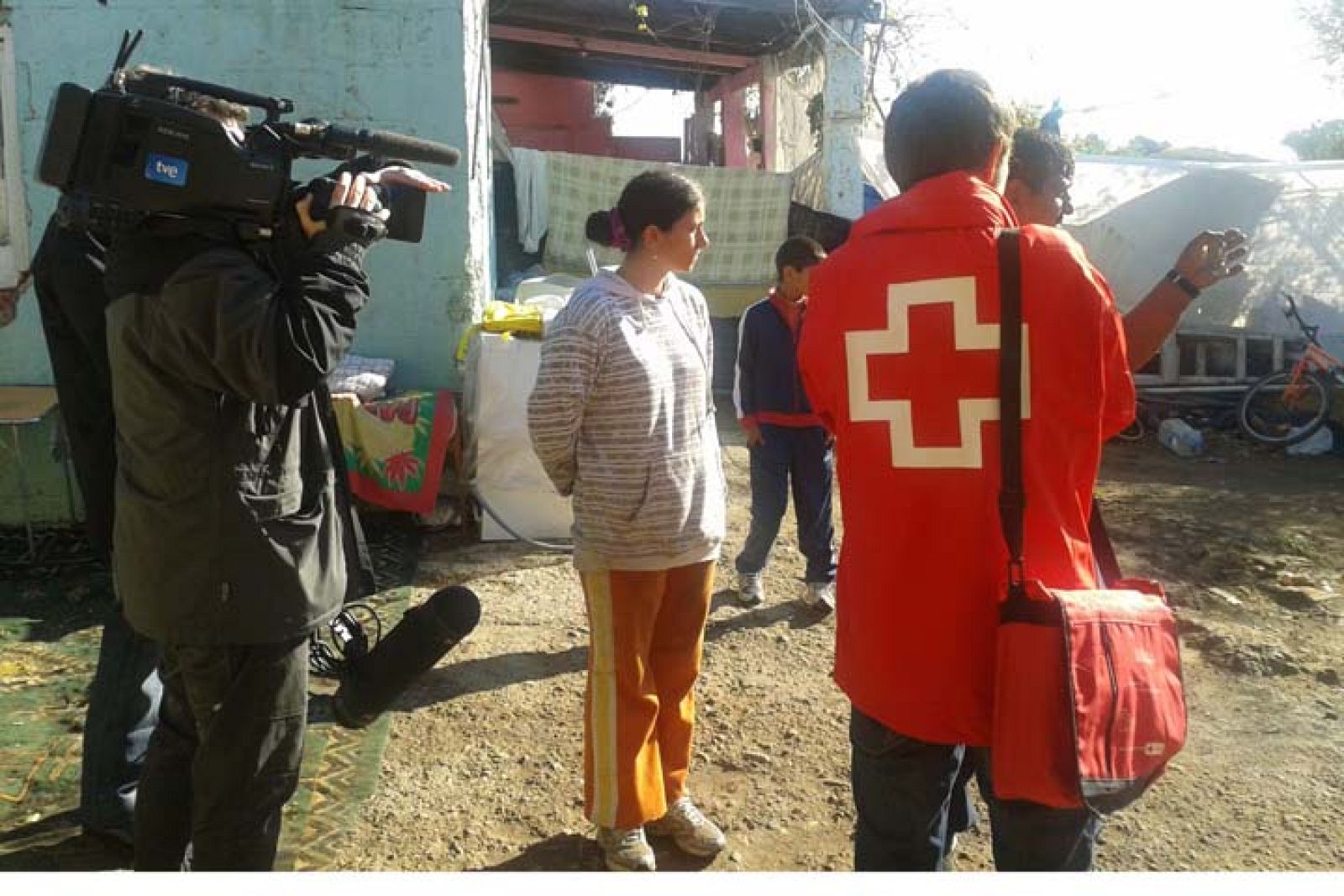 Babel en TVE - Reportaje:  Sobrevivir en un asentamiento