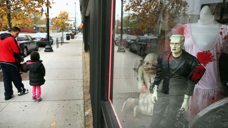 Los más pequeños calientan motores para su noche de brujas preferida