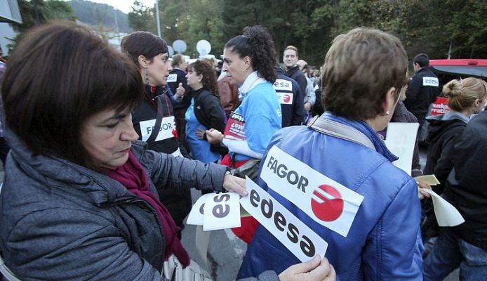 La tarde en 24h - Bloque 19 horas - 31/10/13