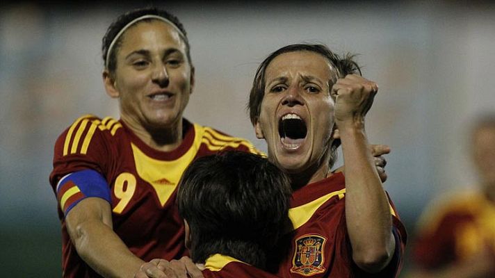  - La selección española de fútbol femenino, más cerca del Mundial