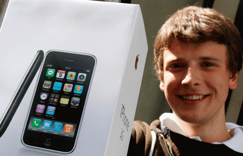 El iPhone se vende desde hoy en España - Ciencia y tecnología en Rtve.es | Ver