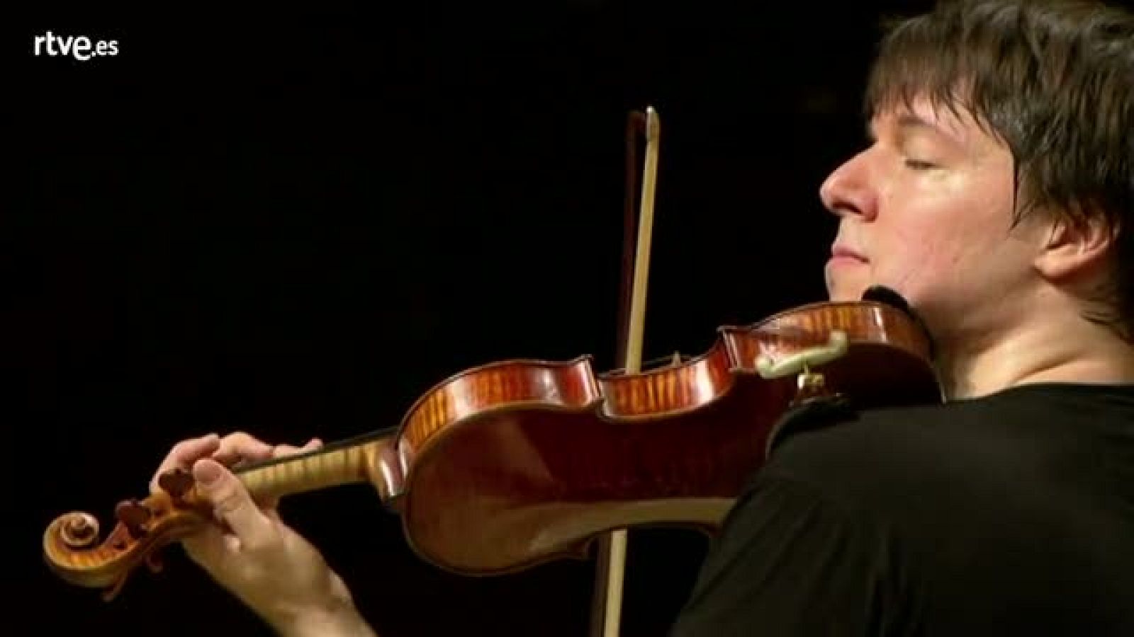 Mira a Joshua Bell tocando el violín - Ver ahora