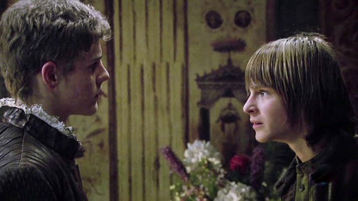 Águila Roja - Alonso y Nuño se pelean