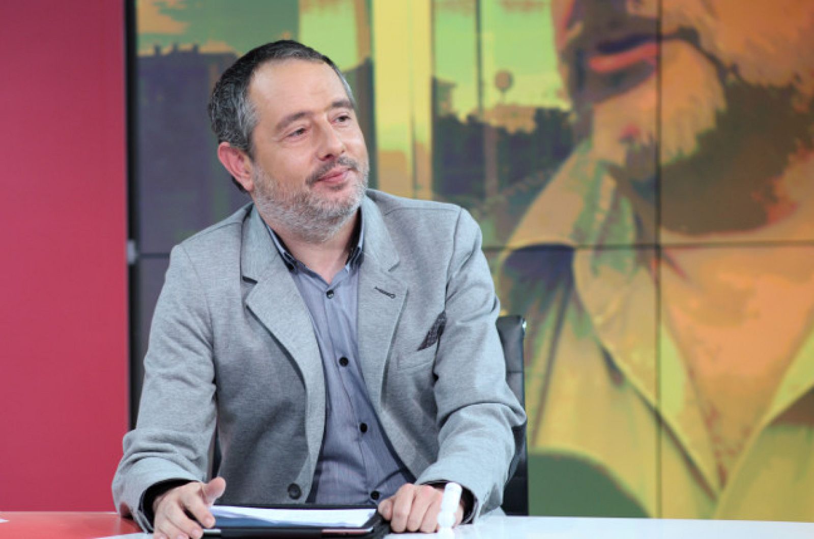 La tarde en 24 horas - Economía en 24 h. - 05/11/13 - Ver ahora