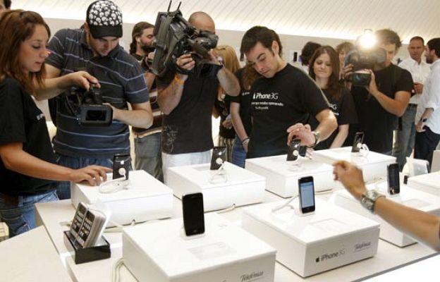 Ciencia y tecnología en Rtve.es - Expectación por el iPhone 3G