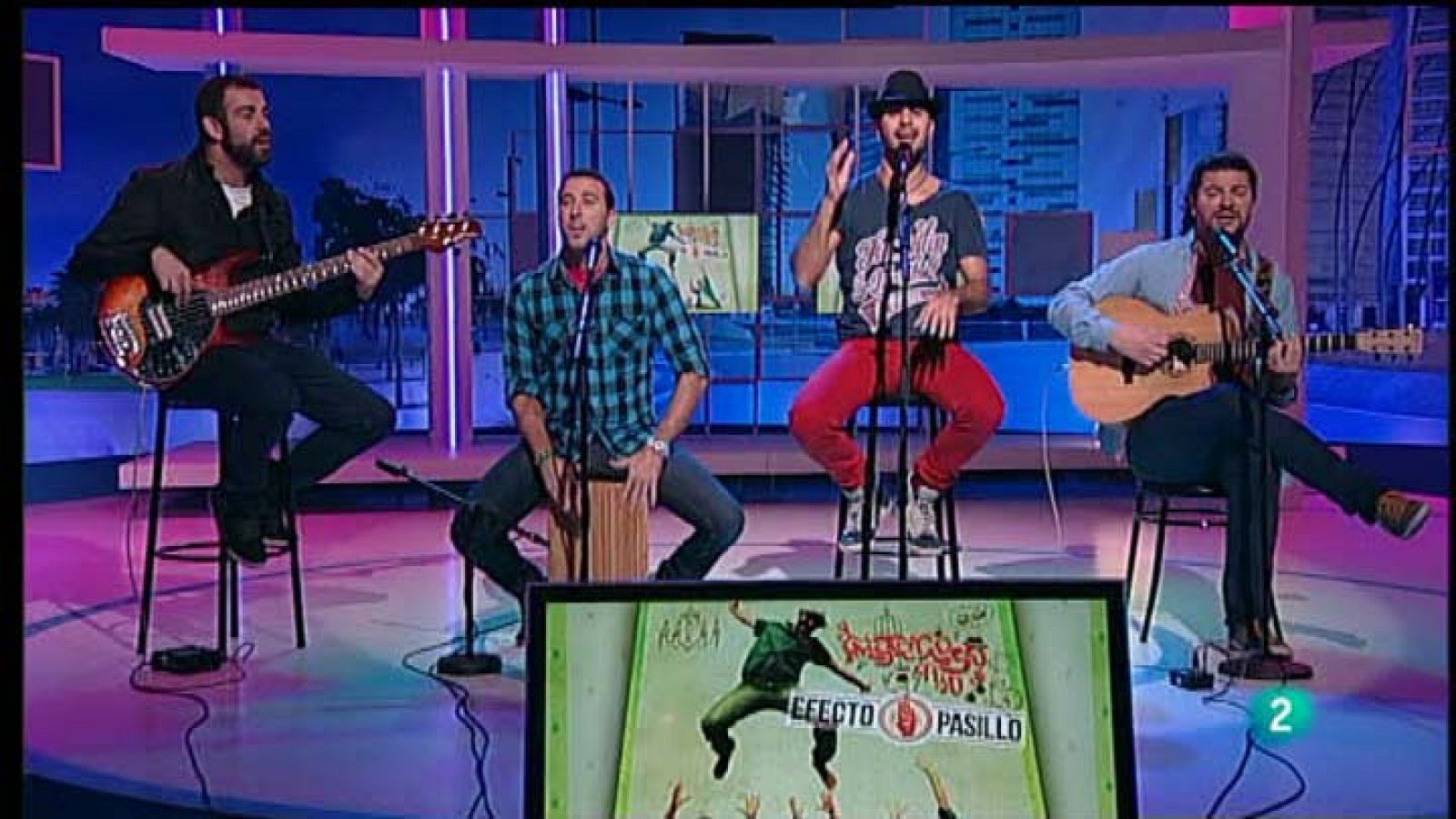 Para Todos La 2 - Actuación: Efecto pasillo,  "Hecho con tus sueños"