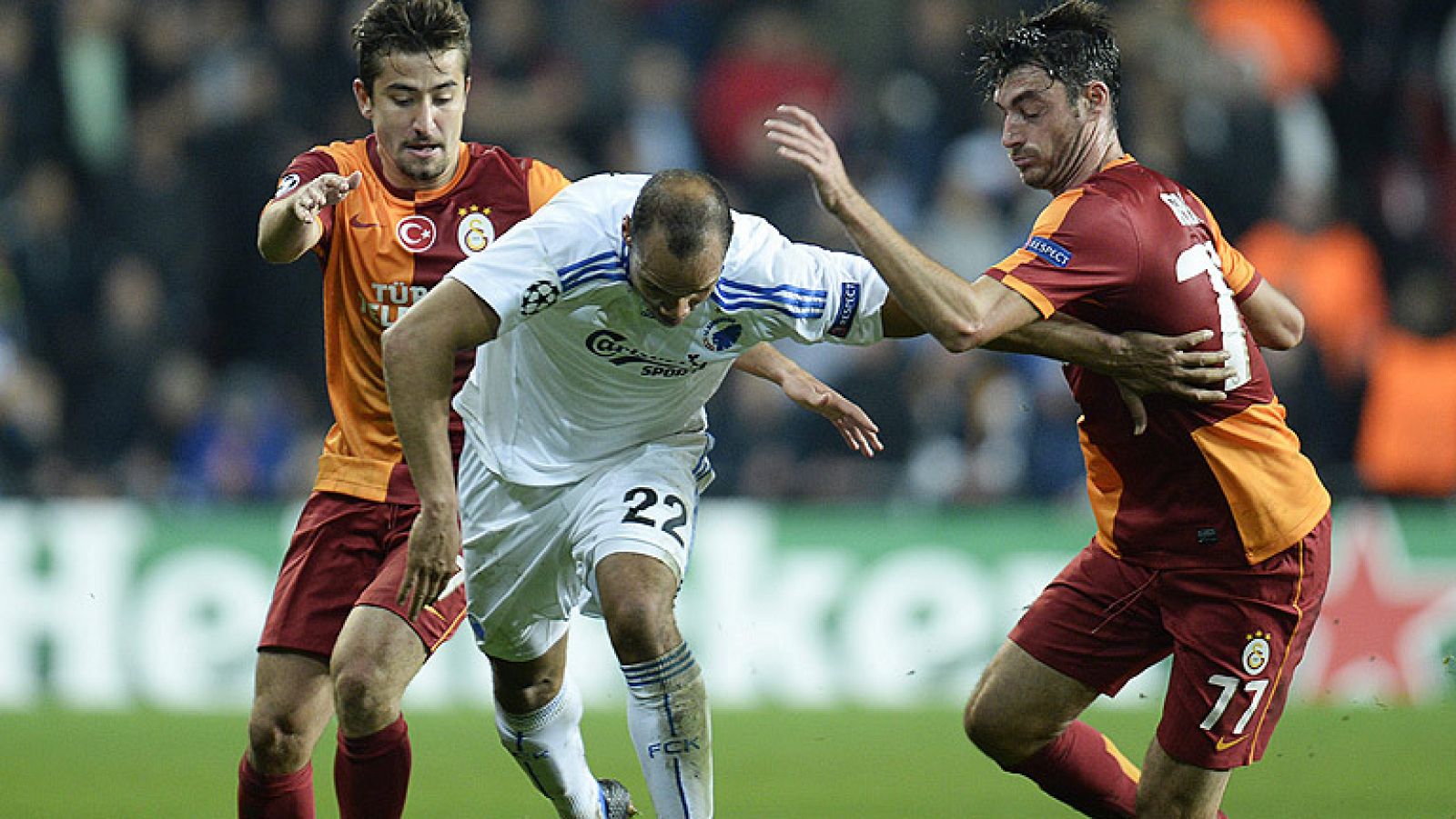 Con el Madrid prácticamente clasificado para octavos, la lucha por el segundo puesto se ha puesto al rojo vivo con la victoria del Copenhague sobre el Galatasaray.